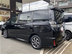 ヴォクシー ZS