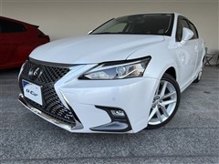 CT200h バージョンL