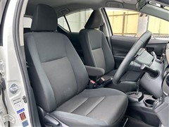 アクア S スタイルブラック