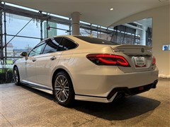 クラウン RS