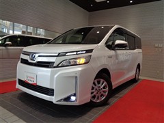 ヴォクシー ハイブリッド V