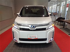 ヴォクシー ハイブリッド V