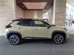 ヤリスクロス Z