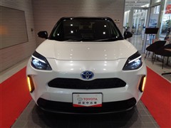 ヤリスクロス ハイブリッド G