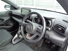 ヤリス ハイブリッド Z