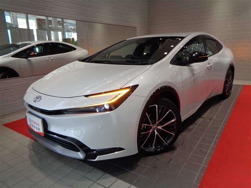 プリウス Z（554011213375）の中古車 | トヨタ認定中古車 | トヨタ