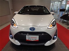 アクア SStyle Black