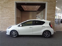 アクア SStyle Black