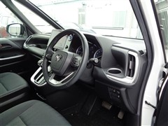 ヴォクシー ハイブリッド S-G