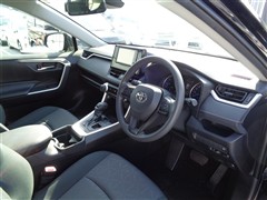 RAV4 ハイブリッドX