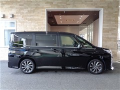 ヴォクシー ハイブリッド S-Z