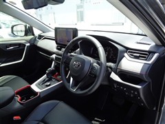 RAV4 HV アドベンチャー