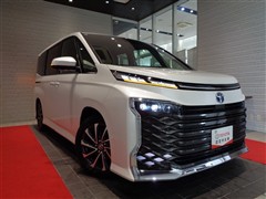 ヴォクシー ハイブリッド S-Z