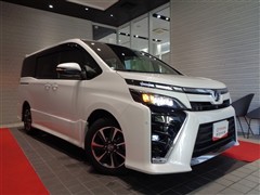 ヴォクシー ZS