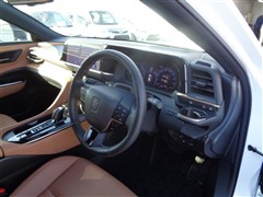 クラウン スポーツ Z