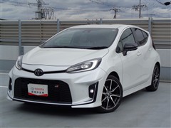 アクア GR スポーツ