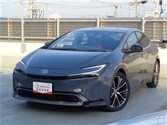 トヨタ プリウス Z