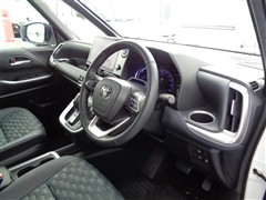 ヴォクシー ハイブリッド S-Z