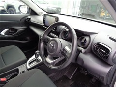 ヤリスクロス G