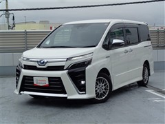 トヨタ ヴォクシー ZS