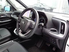 ノア ハイブリッド S-Z