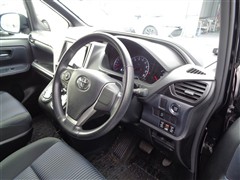 ヴォクシー ZSキラメキ