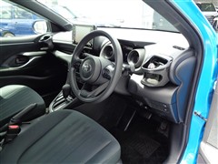 ヤリス ハイブリッド G