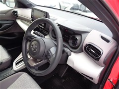 ヤリス ハイブリッド Z