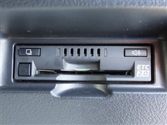 ヴィッツ ハイブリッド U