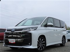 トヨタ ノア HV S-Z 7ニンノリ