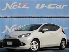 トヨタ　アクア X