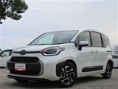 トヨタ シエンタ HV Z 7ニンノリ