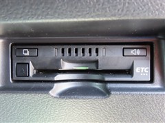 ヴィッツ F