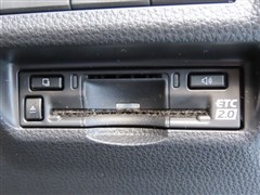 RAV4 ハイブリッドX