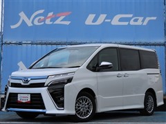 トヨタ　ヴォクシー HV ZS キラメキ3