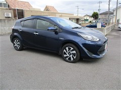 アクア S STYLE BLACK