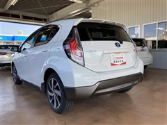 アクア X-アーバン