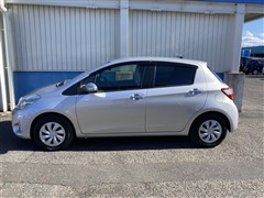 ヴィッツ F Safety Ed 2