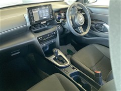 ヤリスクロス G