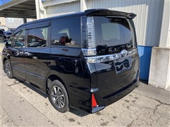 ヴォクシー 4WD ZS キラメキ3