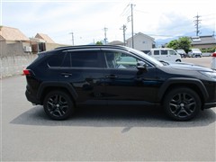 RAV4 4WD HV アドベンチャ