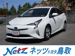 プリウス A