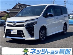トヨタ ヴォクシー 4WD ZSキラメキ3