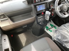 ルーミー 4WD G