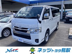 トヨタ ハイエースバン 4WD スーパーGL