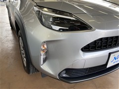 ヤリスクロス HV X