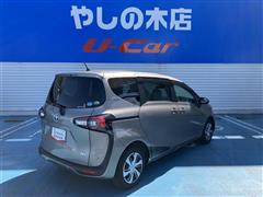 シエンタHV ファンベースG クエロ