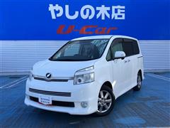 トヨタ ヴォクシー ZS