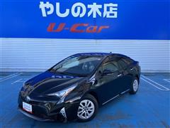 プリウス Sセーフティプラス