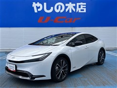 トヨタ　プリウス Z 4WD
